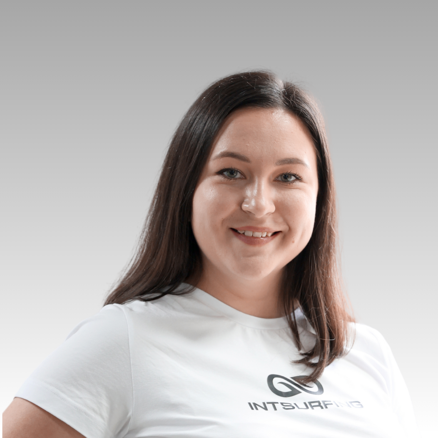 Strategic content manager Iryna Zub Intsurfing